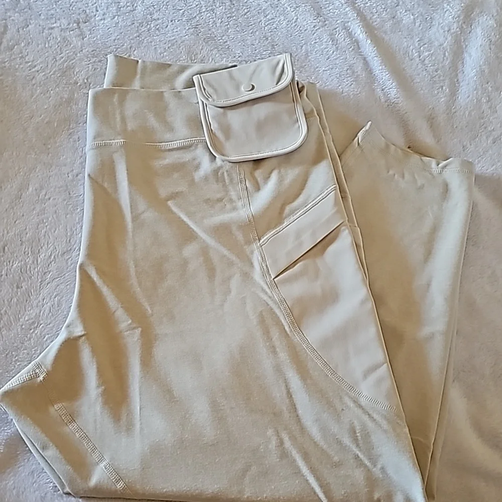 Old Navy Leggings (Plus Size) - Picture 1 of 9
